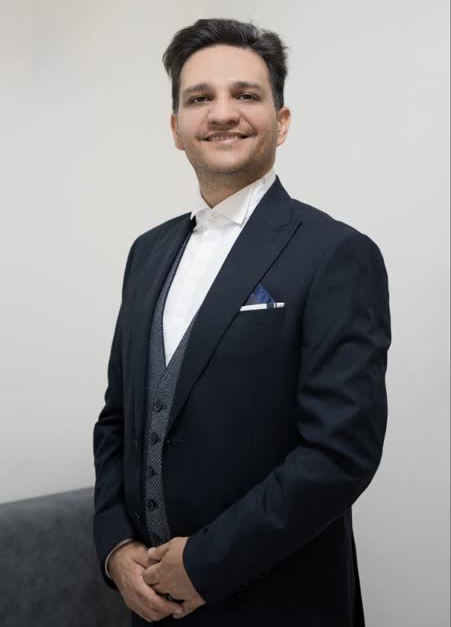 دکتر میلاد عابدی